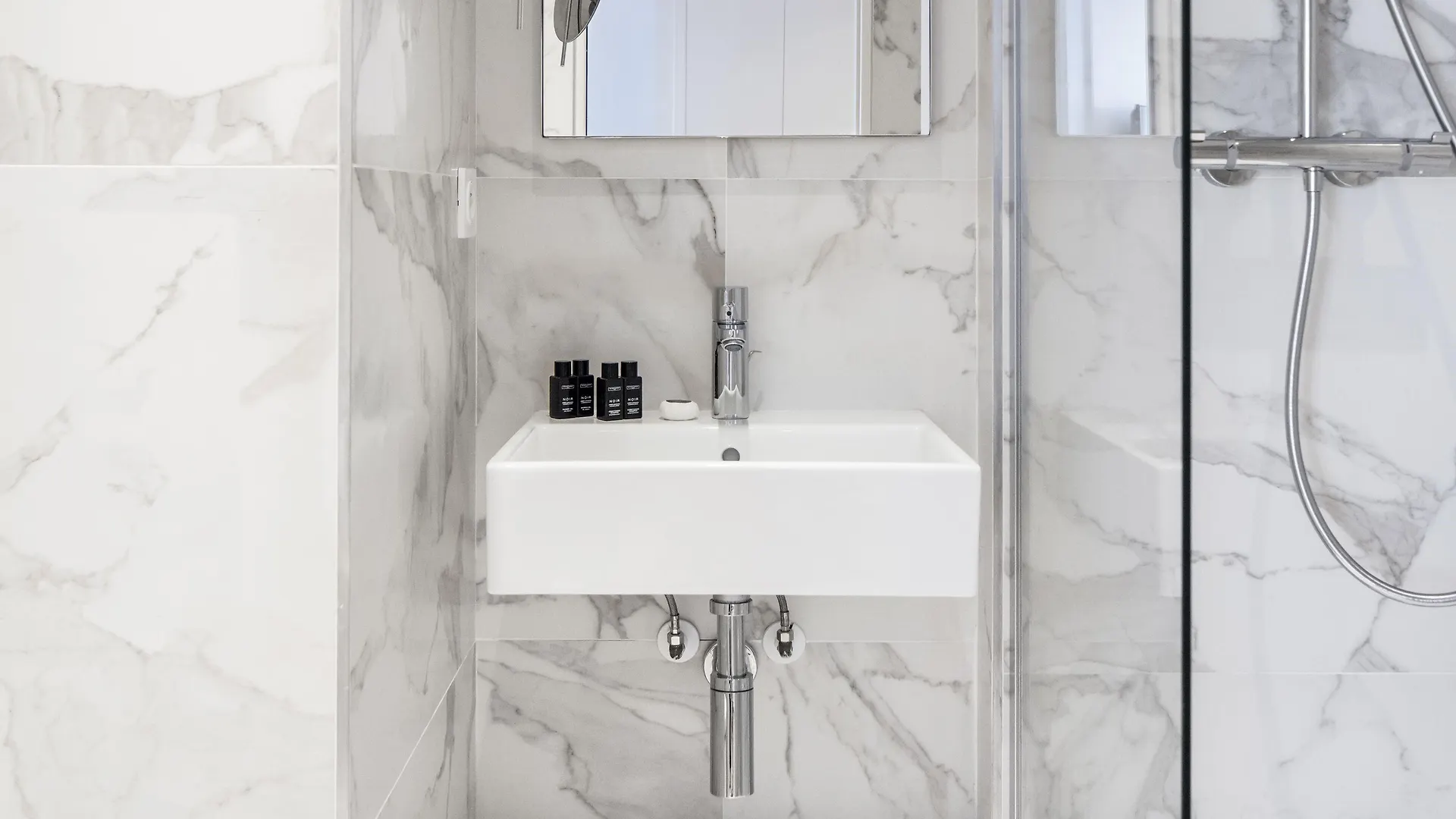 Maison Pigalle Szálloda 4*