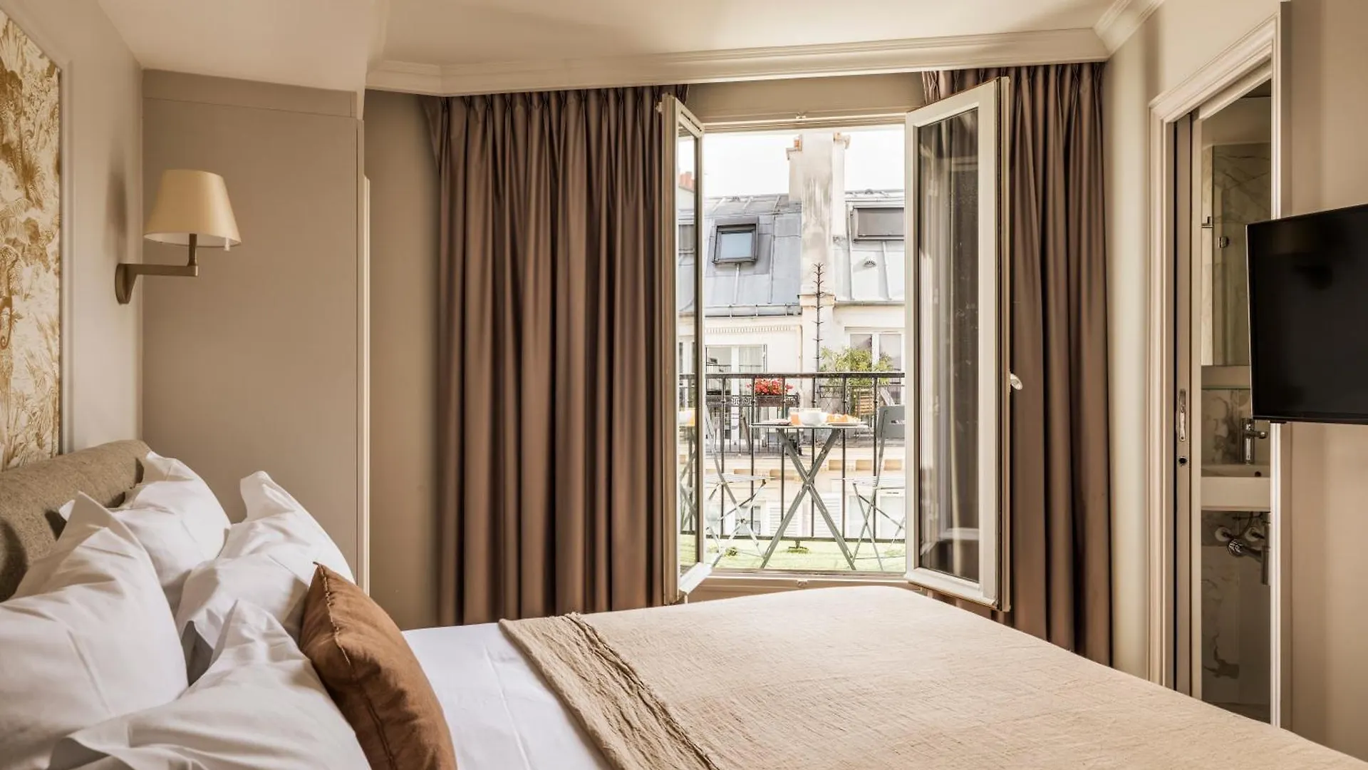Maison Pigalle Hotel 4*