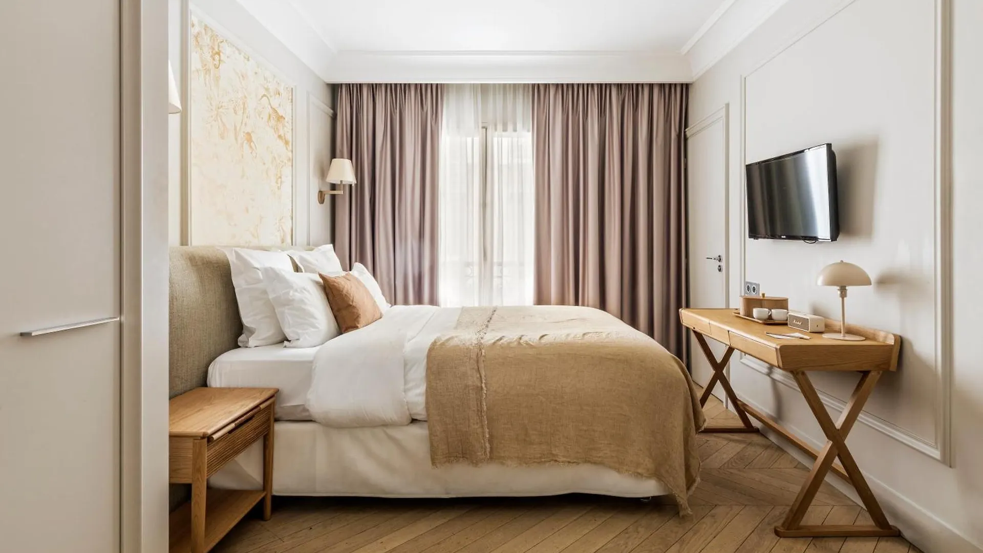 Maison Pigalle Hotel 4*