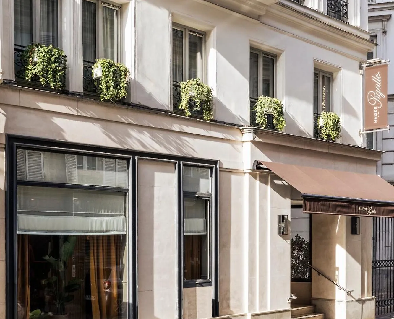 Maison Pigalle 4*
